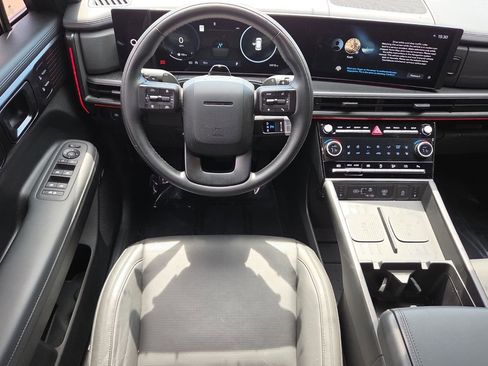 Used 2025 Hyundai Santa Fe Calligraphy AWD/4WD image 14