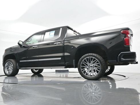 Used 2023 Chevrolet Silverado 1500 High Country w/ High Country Premium Package AWD/4WD image 42