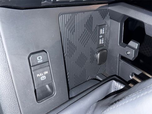 Certified 2025 Toyota Tacoma TRD Off-Road image 29