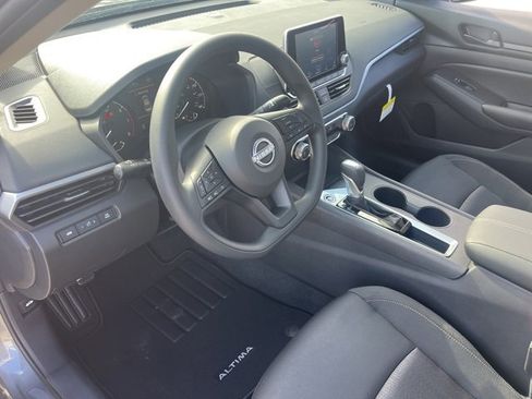 New 2025 Nissan Altima 2.5 S image 17