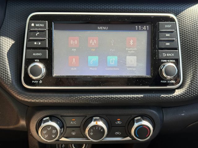 Used 2021 Nissan Kicks S FWD image 13