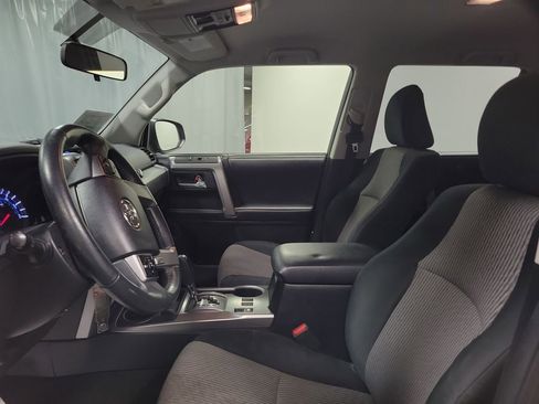 Used 2018 Toyota 4Runner SR5 image 12