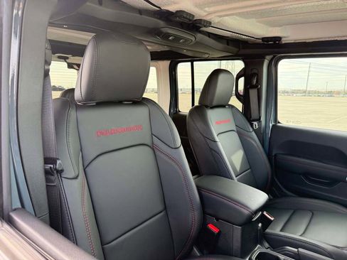 New 2026 Jeep Wrangler Unlimited Rubicon image 20