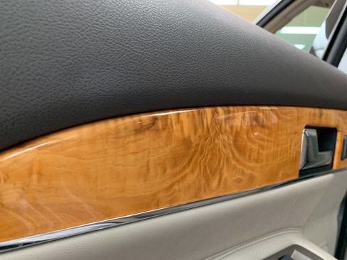 Used 2014 Lincoln MKX FWD w/ Equipment Group 102A image 19