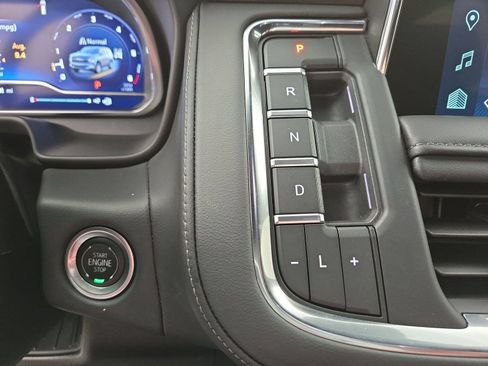 Used 2024 Chevrolet Tahoe LT w/ Luxury Package AWD/4WD image 24