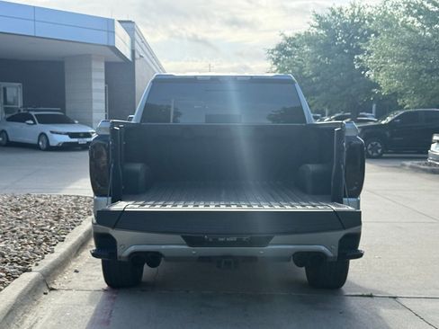 Used 2023 GMC Sierra 1500 Denali Ultimate image 6
