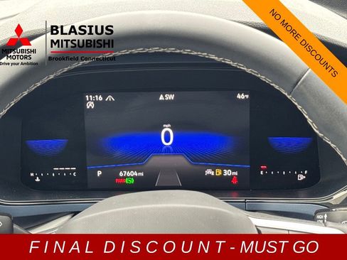 Used 2023 Volkswagen Taos SE image 31