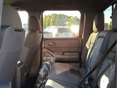 New 2026 Nissan Frontier SV w/ Tow Package AWD/4WD image 8