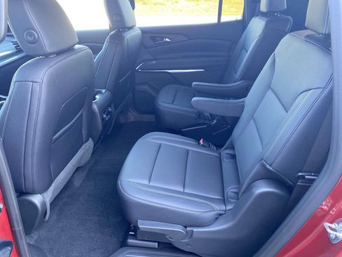 New 2026 Chevrolet Traverse LT w/ Sun and Wheel Package image 24