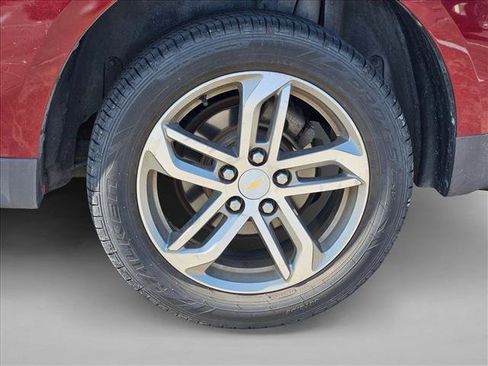 Used 2017 Chevrolet Equinox Premier w/ Enhanced Convenience Package FWD image 14