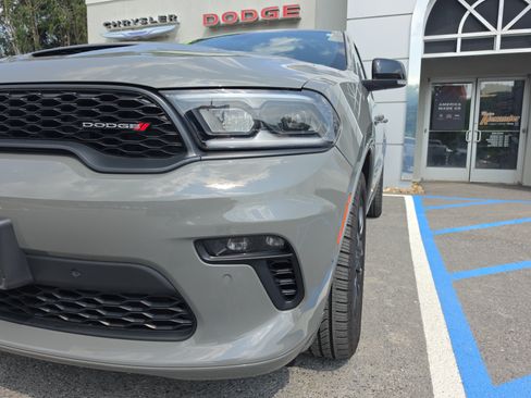 Used 2022 Dodge Durango R/T w/ Blacktop Package AWD/4WD image 11