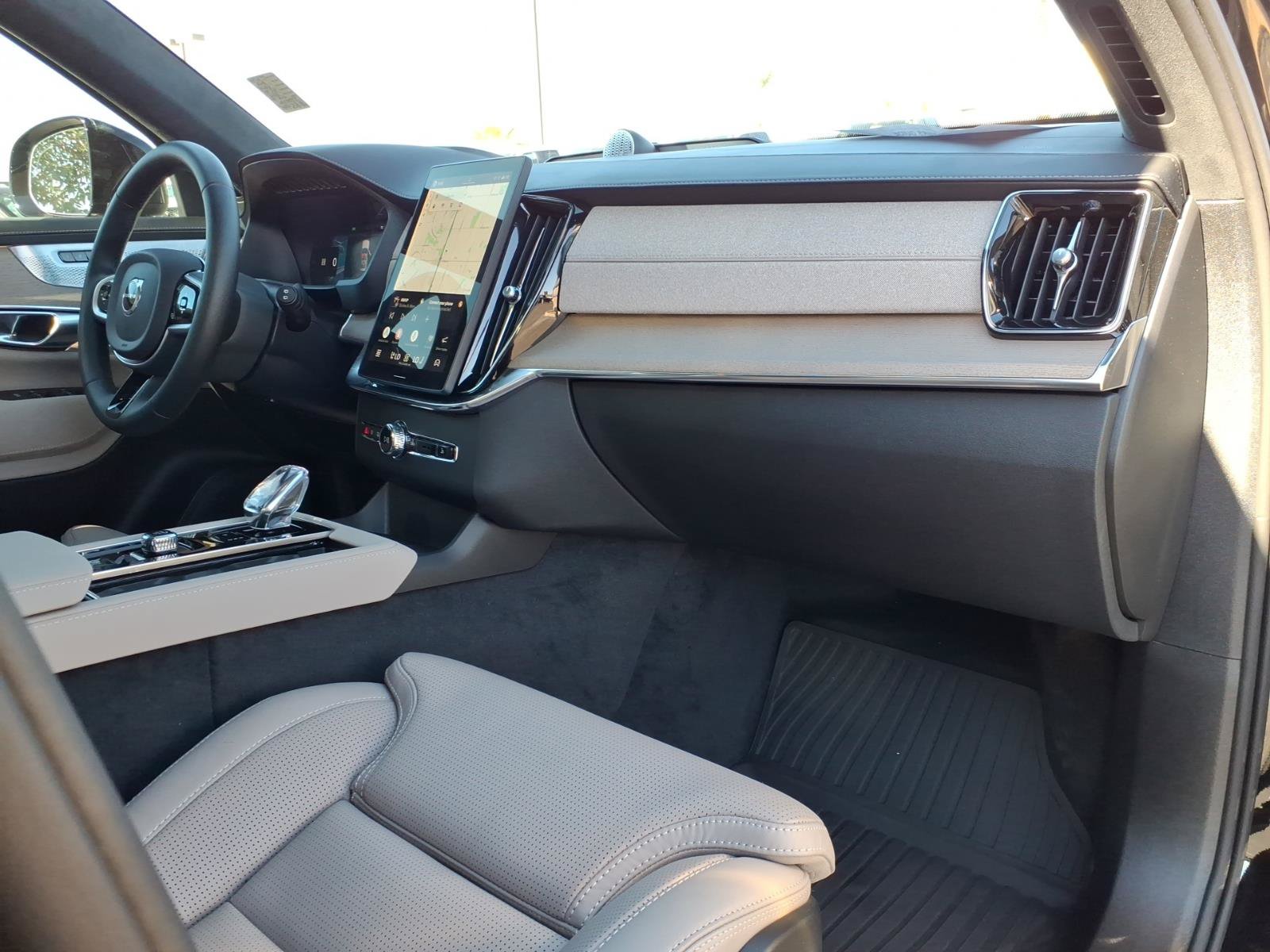 Used 2026 Volvo XC90 B6 Ultra w/ Lounge Package AWD/4WD image 10