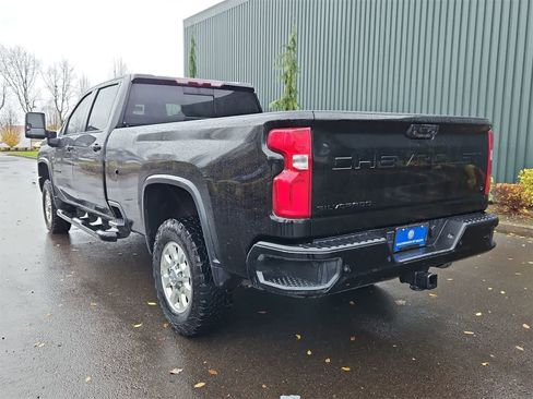Used 2021 Chevrolet Silverado 3500 LTZ w/ LTZ Plus Package image 4