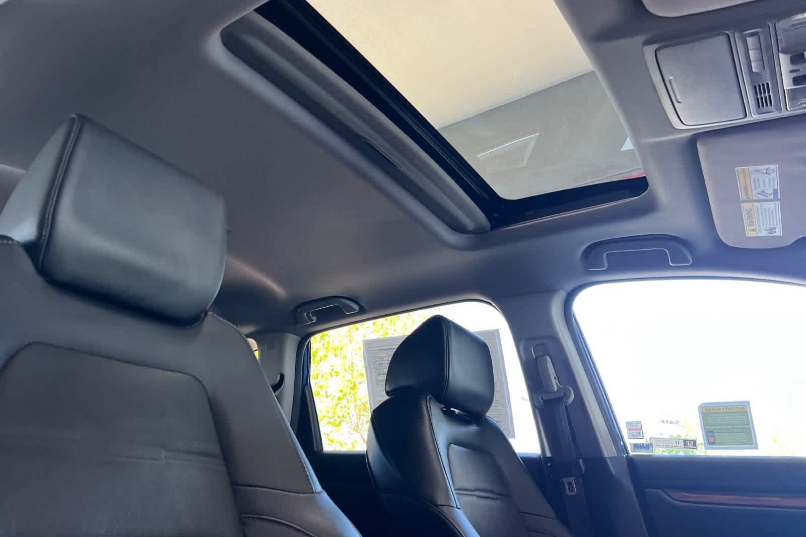 Used 2020 Honda CR-V Touring image 18