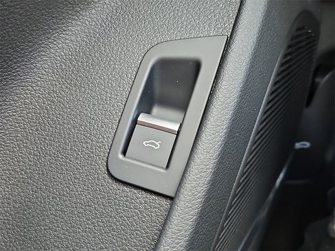 New 2025 Audi Q7 3.0T Premium Plus image 16