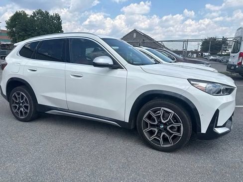 Used 2024 BMW X1 xDrive28i w/ Premium Package AWD/4WD image 4