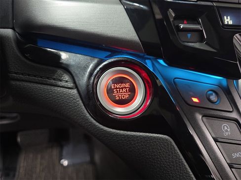 Used 2021 Honda Odyssey Touring image 23