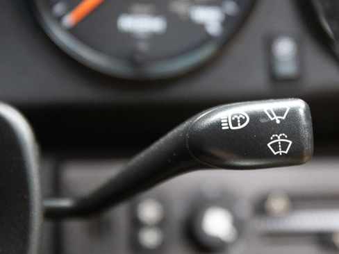 Used 1995 Porsche 911 Carrera image 56