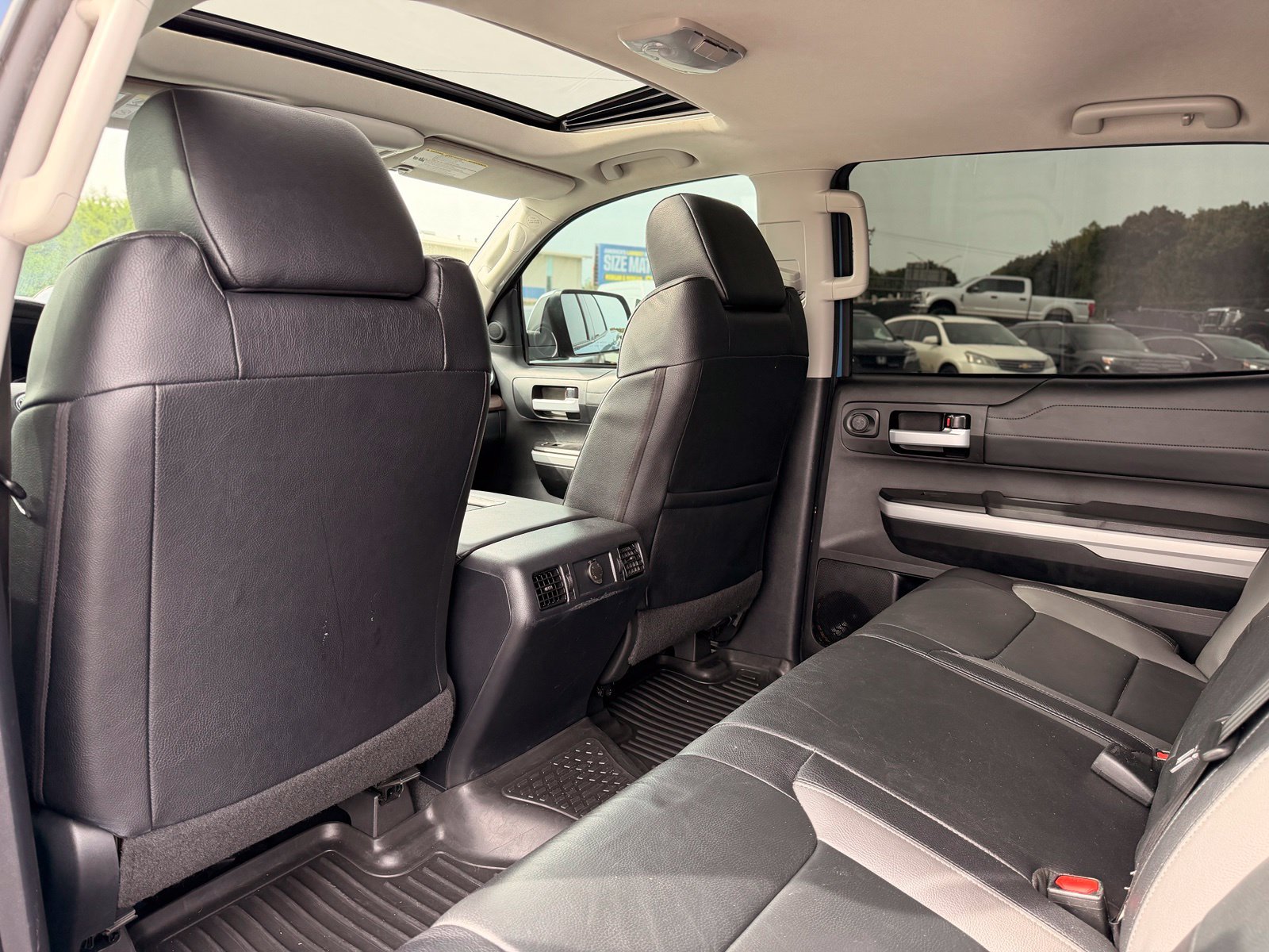 Used 2020 Toyota Tundra Limited w/ Limited Premium Package AWD/4WD image 22