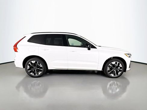 New 2026 Volvo XC60 T8 Plus w/ Protection Package Premier AWD/4WD image 8