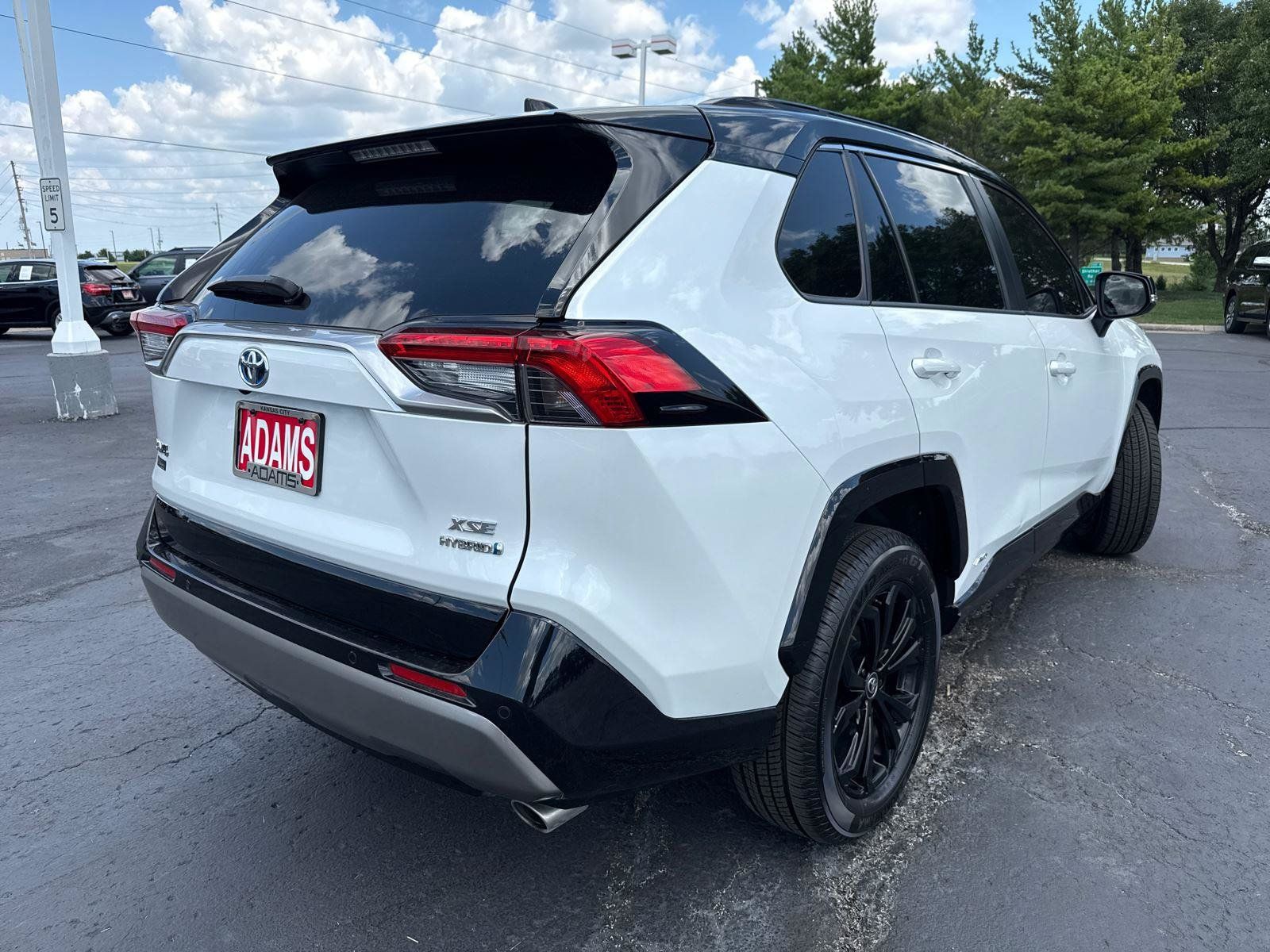 Used 2024 Toyota RAV4 XSE w/ Advanced Technology Package AWD/4WD image 9
