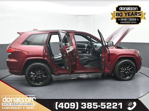 Used 2020 Jeep Grand Cherokee Altitude RWD image 21