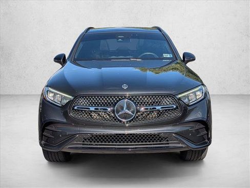 Certified 2025 Mercedes-Benz GLC 350e 4MATIC image 2