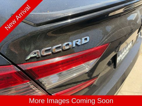Used 2020 Honda Accord Sport image 9