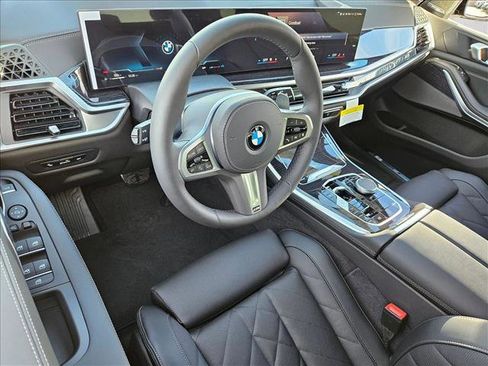 New 2026 BMW X5 xDrive40i image 3