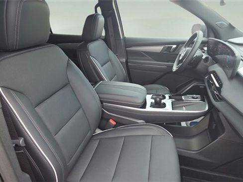 New 2026 Buick Enclave Preferred w/ LPO, Floor Liner Package image 53