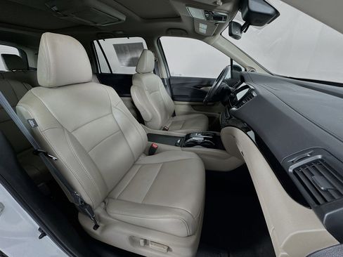 Certified 2021 Honda Pilot Elite image 31
