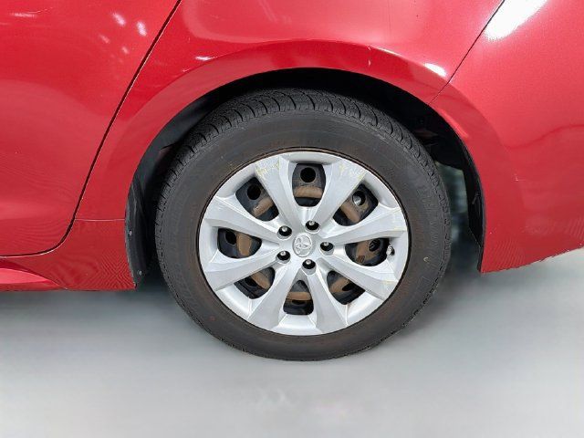 Used 2020 Toyota Corolla LE FWD image 33