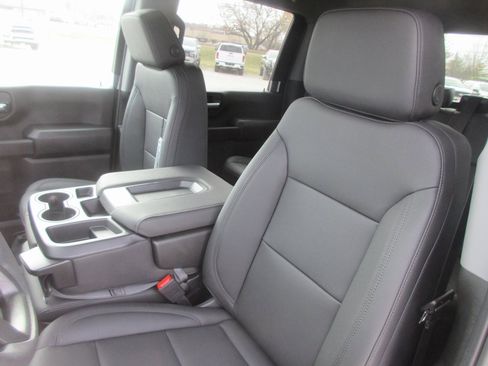 New 2026 GMC Sierra 2500 Pro image 14