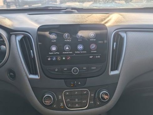 Used 2022 Chevrolet Malibu LT image 40