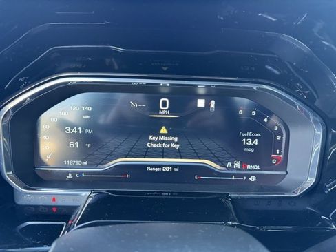 Used 2022 GMC Sierra 1500 Elevation w/ LPO, Elevation Black Package image 16