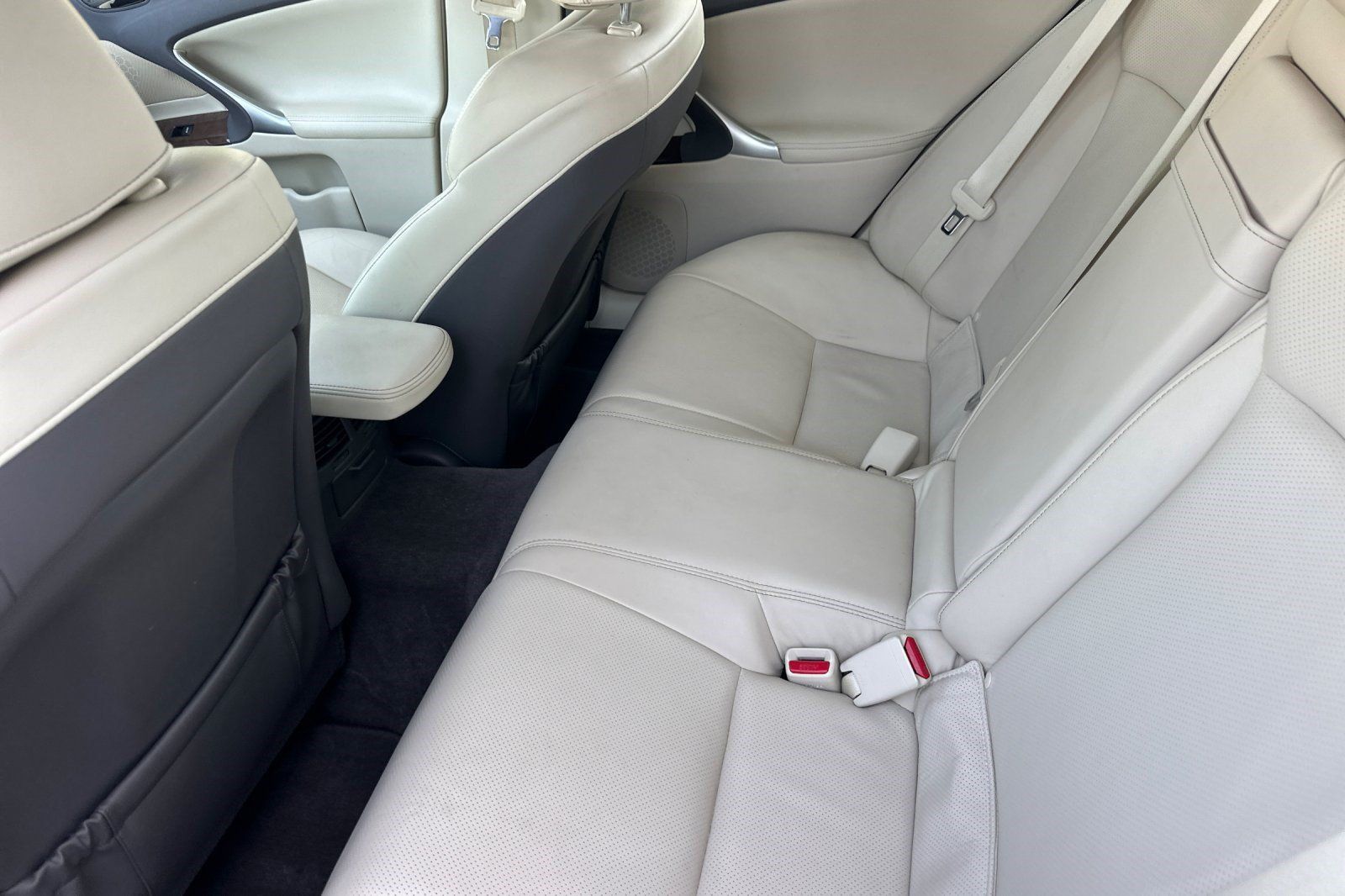 Used 2011 Lexus IS 350 AWD w/ Luxury Plus Value Edition image 26