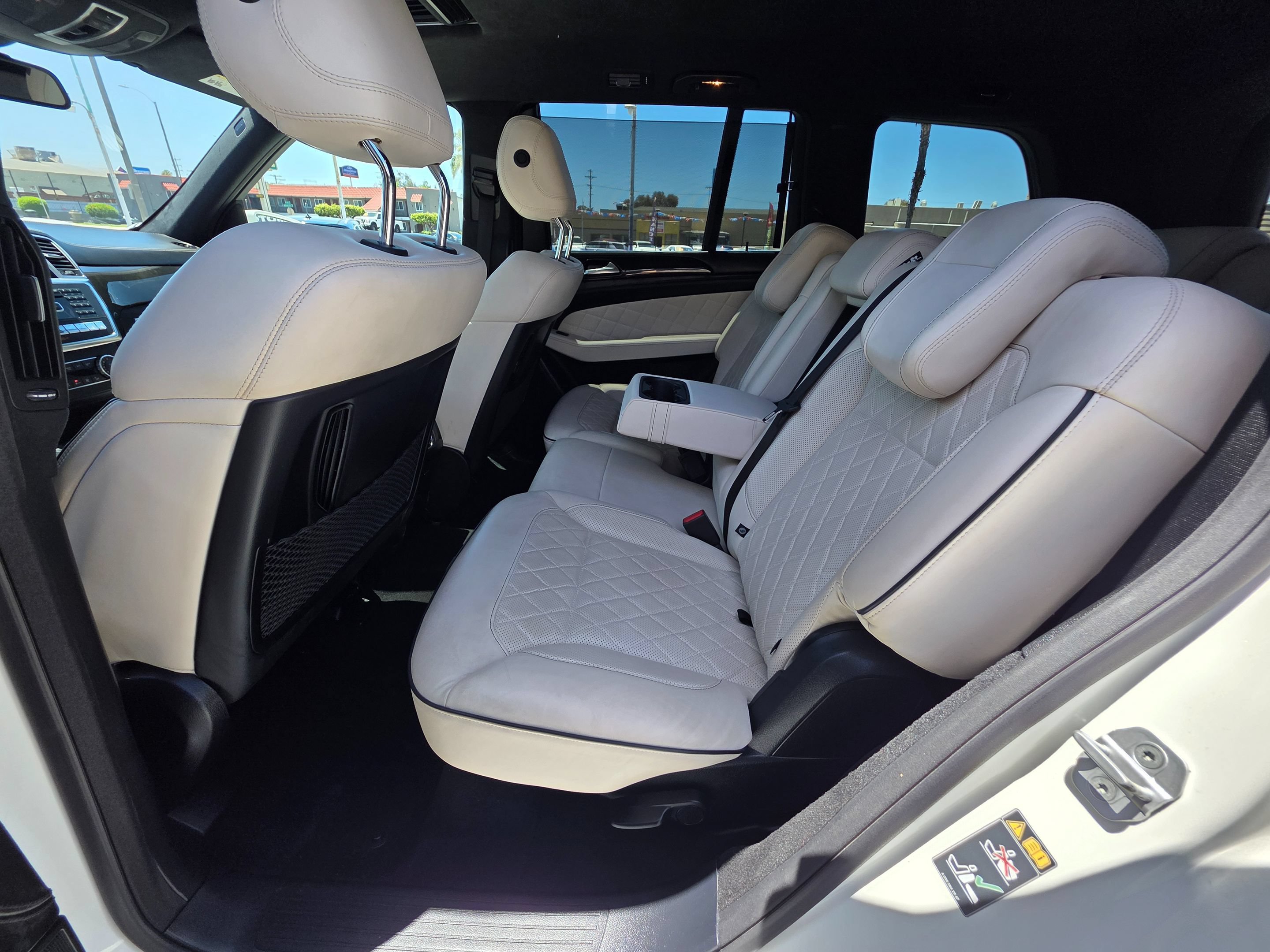 Used 2015 Mercedes-Benz GL 450 4MATIC w/ Parking Assist Package image 19