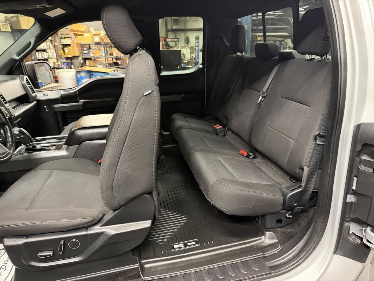 Used 2018 Ford F150 XLT w/ Equipment Group 302A Luxury AWD/4WD image 12