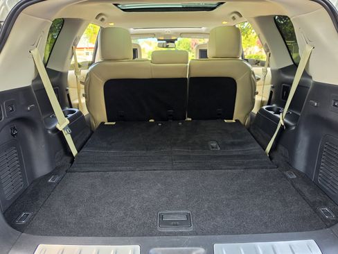 Used 2015 INFINITI QX60 FWD w/ Deluxe Touring Package image 13
