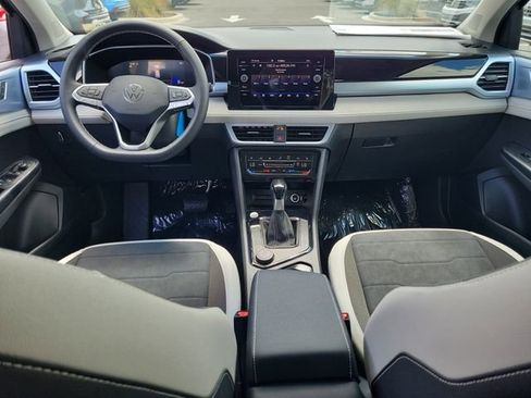 New 2026 Volkswagen Taos SE AWD/4WD image 13