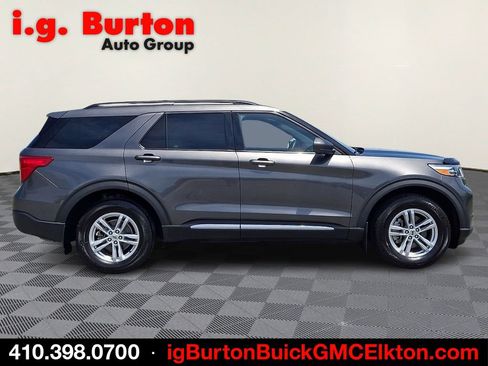 Used 2020 Ford Explorer XLT AWD/4WD image 7