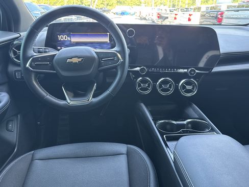 Used 2024 Chevrolet Blazer EV LT AWD/4WD image 17