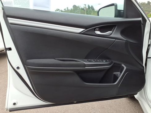 Used 2019 Honda Civic LX image 11