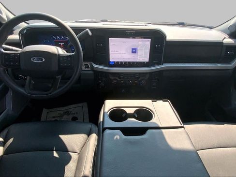 Used 2026 Ford F250 XLT w/ XLT Premium Package AWD/4WD image 16