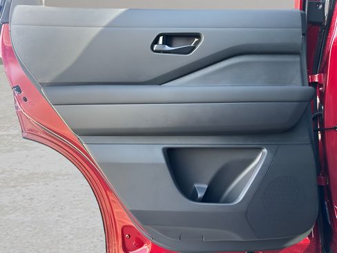 Certified 2026 Nissan Pathfinder SV AWD/4WD image 22
