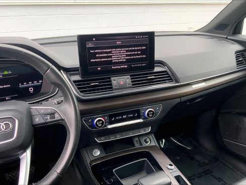 Used 2023 Audi Q5 2.0T Premium Plus w/ Premium Plus Package AWD/4WD image 7