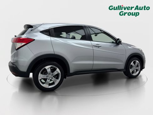 Used 2020 Honda HR-V LX image 9