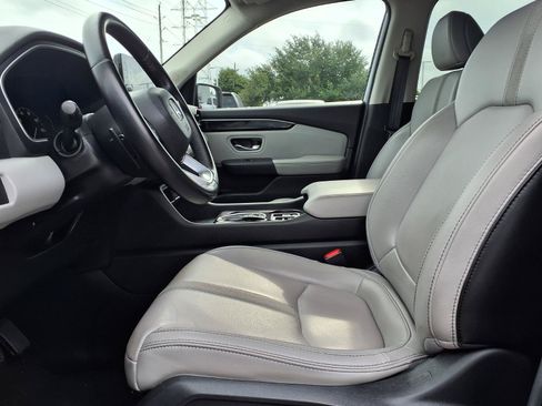 Used 2024 Honda Pilot EX-L image 17