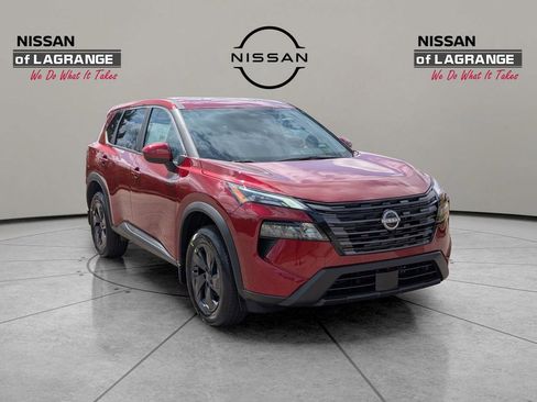New 2026 Nissan Rogue SV image 3