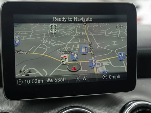 Used 2019 Mercedes-Benz GLA 250 4MATIC image 23